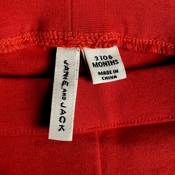 Janie and Jack Baby Red Leggings Ponte Pant with Bows on Pockets, 3-6m - Picture 3 of 3